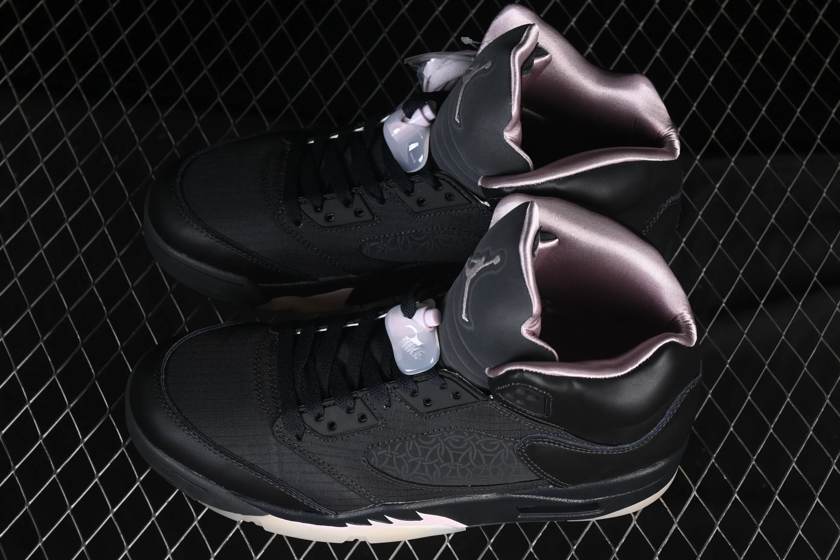 All categories Air Jordan Jordan series basketball shoes Air Jordan 5 OG version PSG x Air Jordan 5 Retro "Off Noir" AJ5 Joe 5 joint model Paris Saint-Germain HQ3004-001
